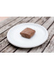 Brownie de chocolate con pepitas de cacao