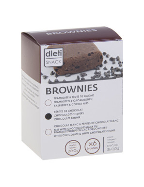Brownie de chocolate con pepitas de cacao